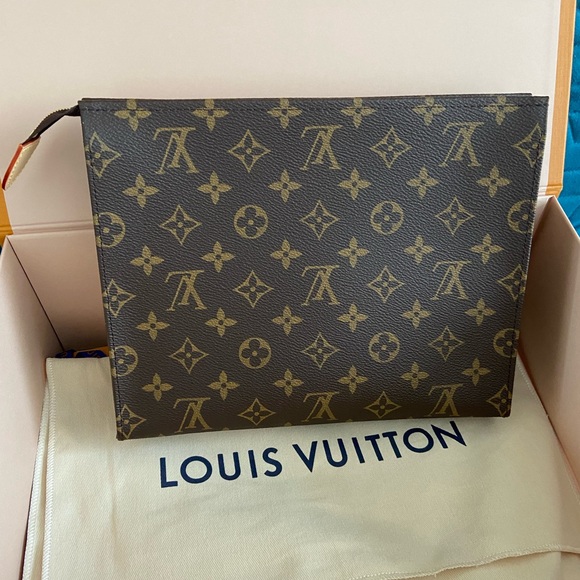 Louis Vuitton Brown Monogram Toiletry Bag - Picture 1 of 11